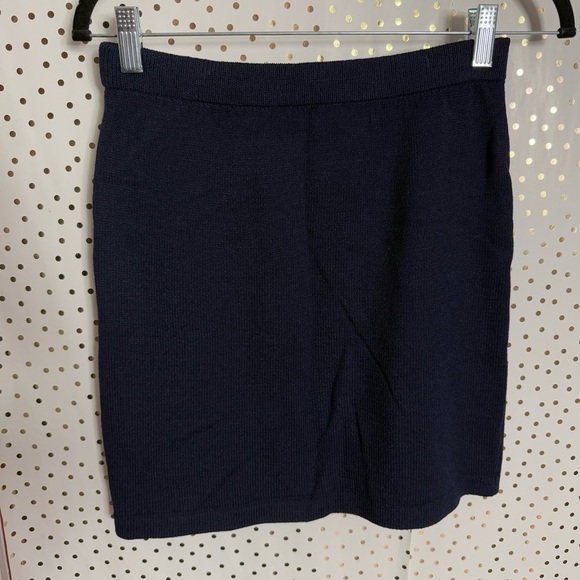 St.Johns Navy Blue Skirt - Picture 2 of 6